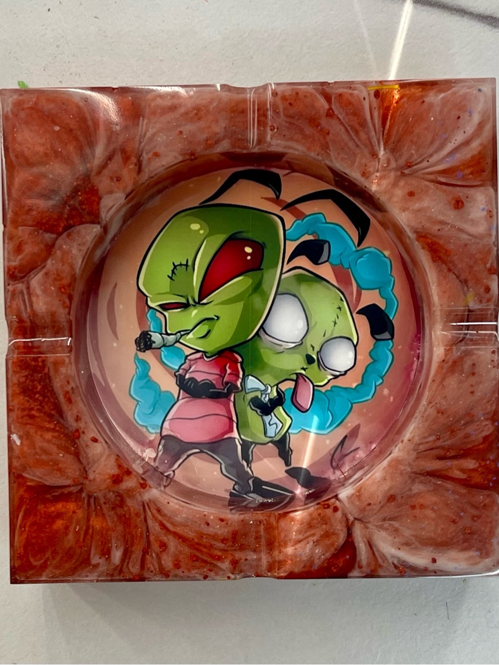 Invader Zim & Gir Ashtray – Cartoon Collectible, Fun Decor